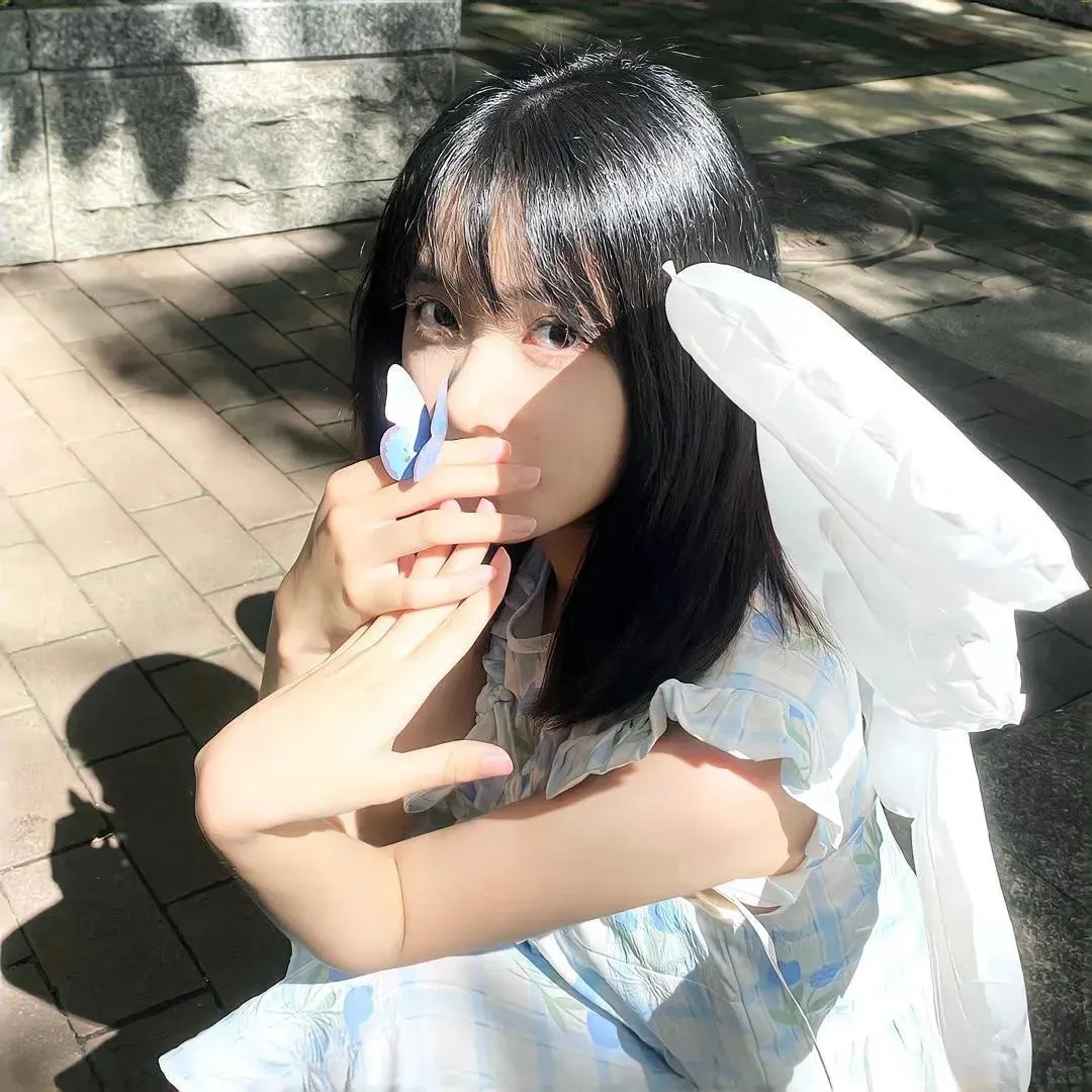 黄昏时分、牵着手